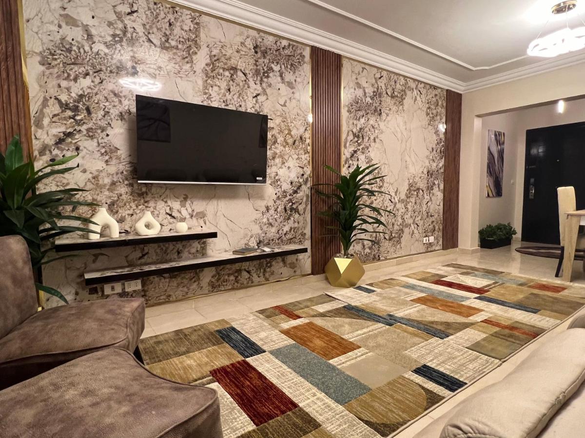 Luxurious Vip Apartment In Madinaty Furnished With High End Hotel Furniture 外观 照片