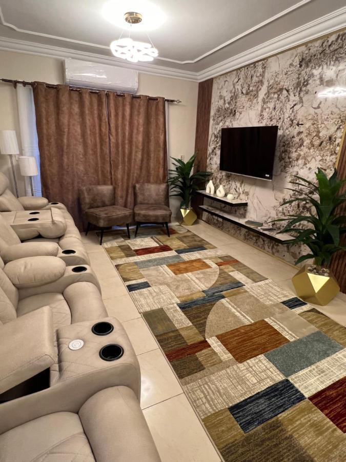 Luxurious Vip Apartment In Madinaty Furnished With High End Hotel Furniture 外观 照片