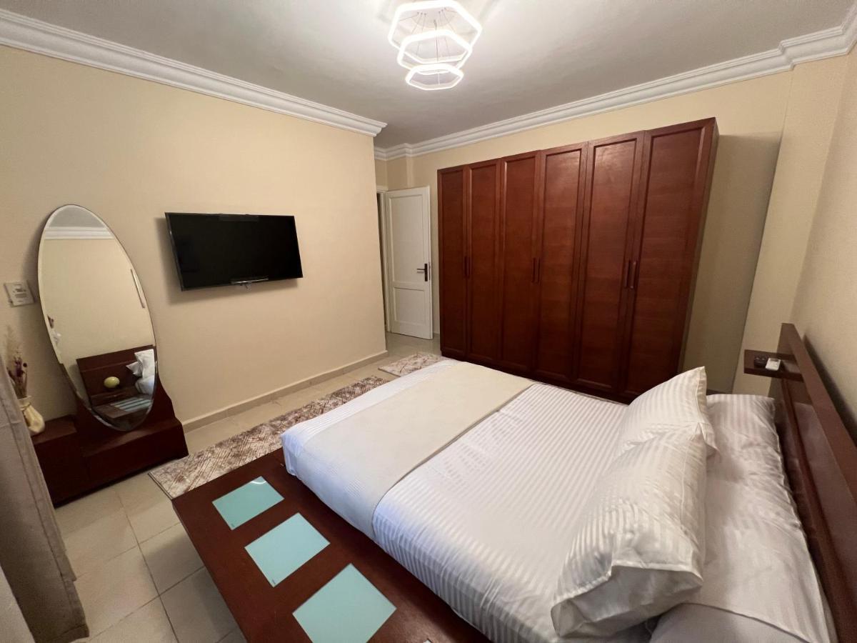 Luxurious Vip Apartment In Madinaty Furnished With High End Hotel Furniture 外观 照片
