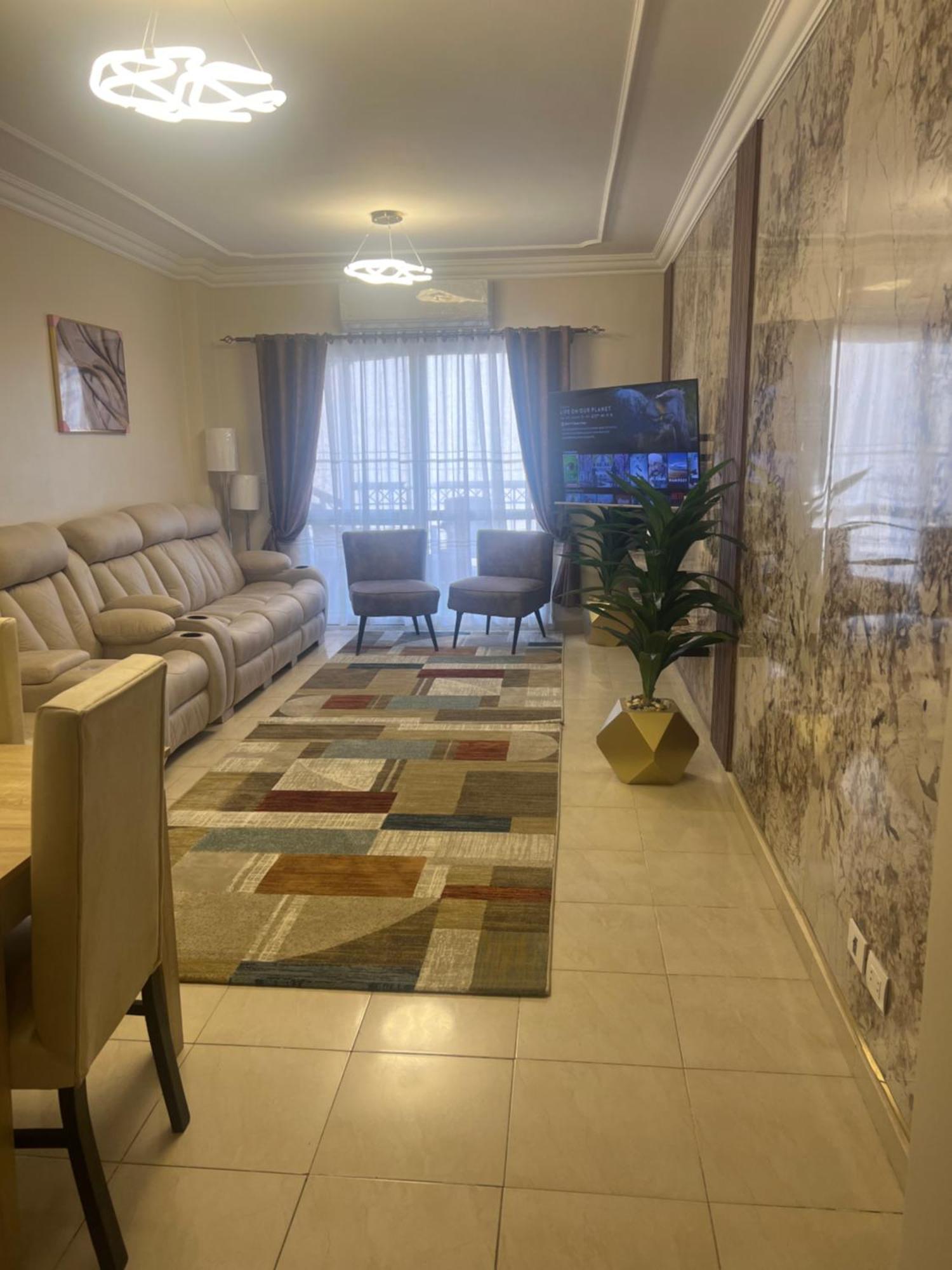 Luxurious Vip Apartment In Madinaty Furnished With High End Hotel Furniture 外观 照片