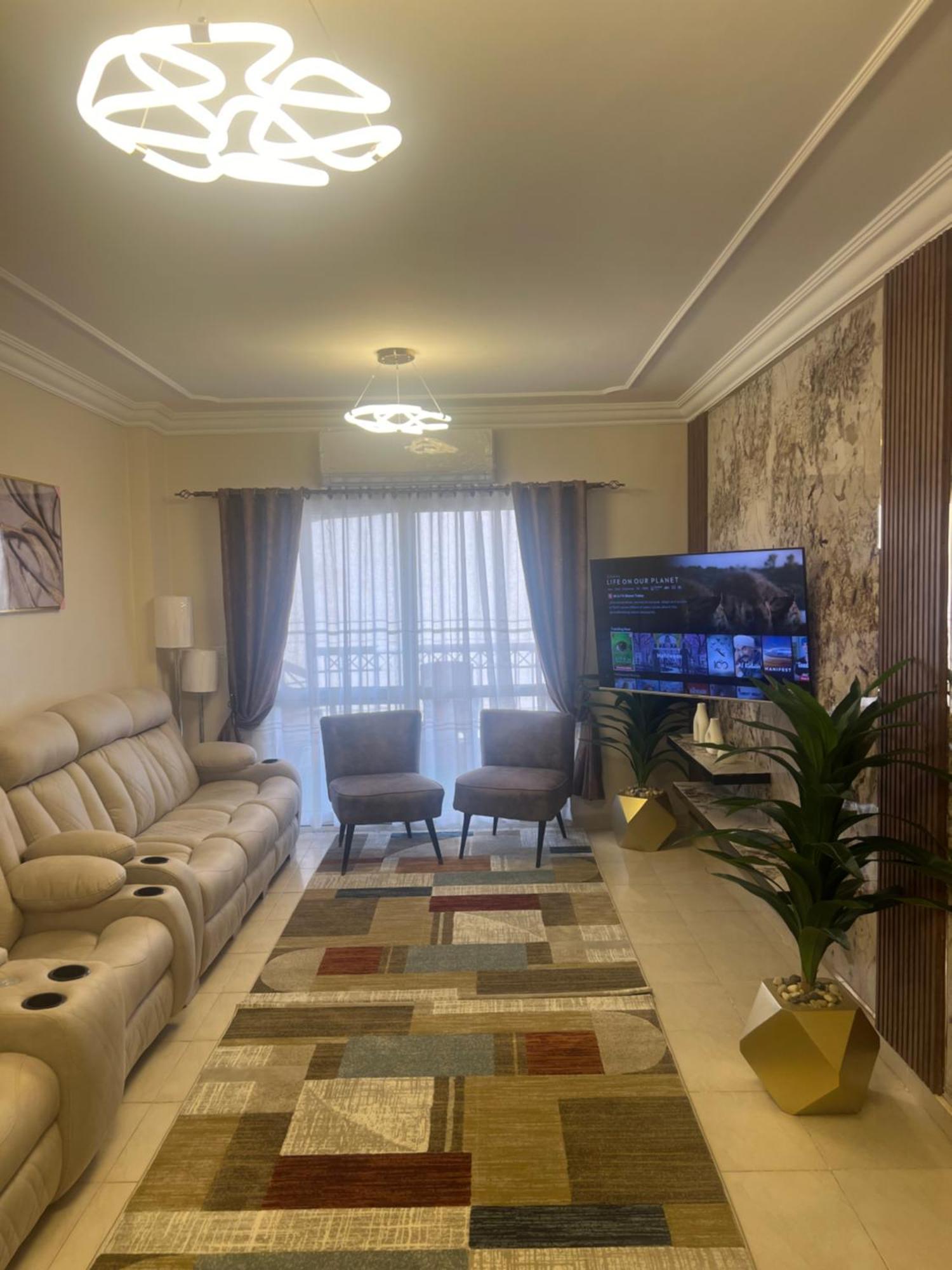 Luxurious Vip Apartment In Madinaty Furnished With High End Hotel Furniture 外观 照片